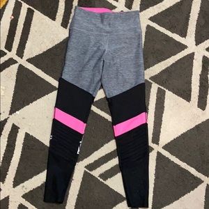 Pink ultimate leggings sized medium